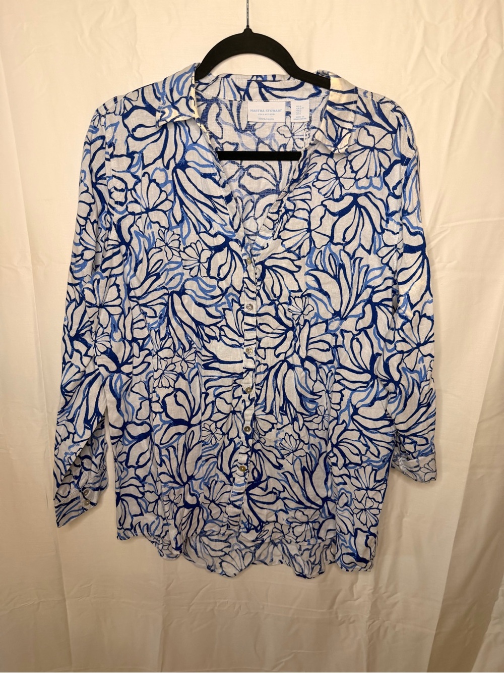 Martha Stewart Blue and White Floral Button-Down Shirt